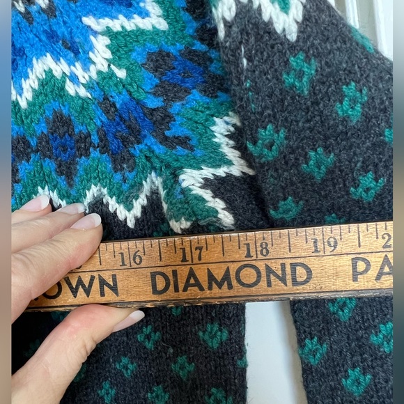 Vintage wool blend sweater - Picture 6 of 10